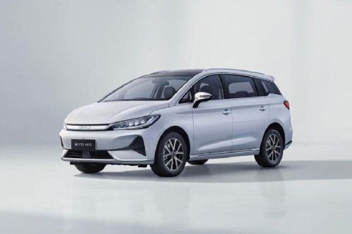byd-m6-25457.jpg